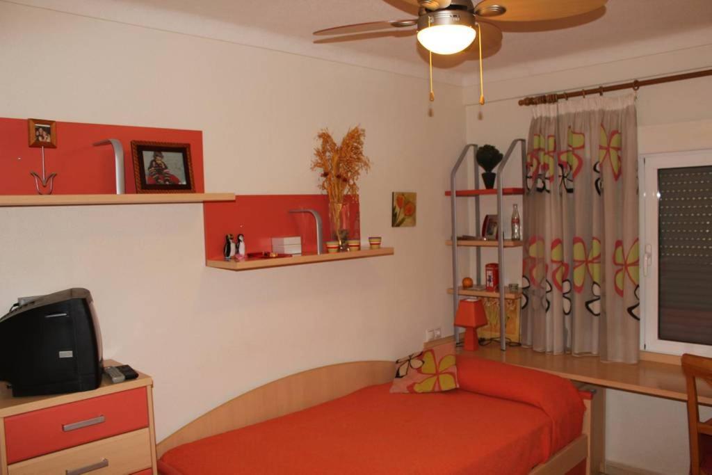 Apartamento En Primera Linea De Playa Con Increibles Vistas サンタ・ポラ エクステリア 写真